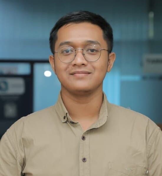 Portrait of Ridho